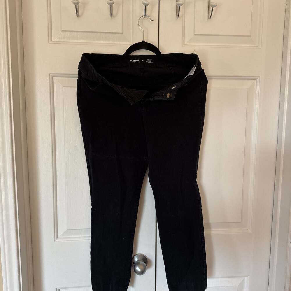High-Waisted Pixie Skinny Embellished Ankle Pants